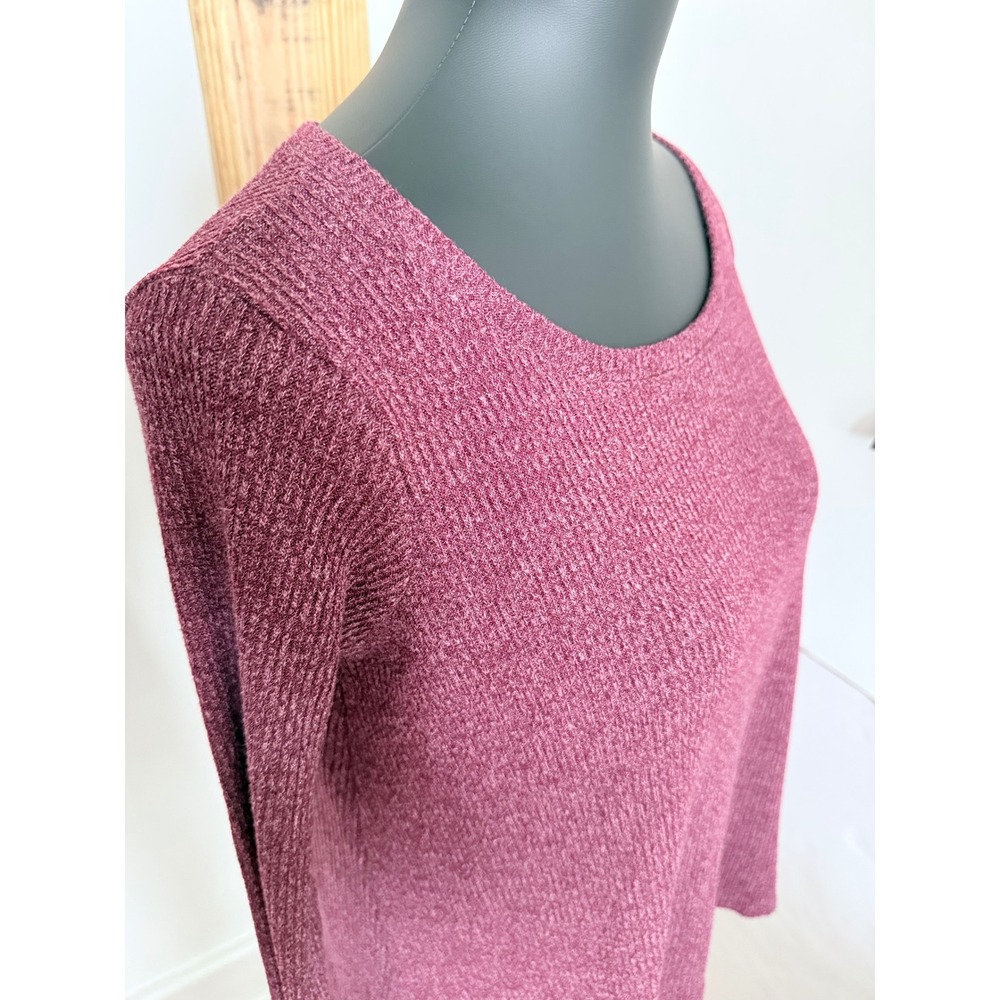 American Eagle‎ Soft Knit Sweater Top Open Back Keyhole Burgundy Size Medium - Picture 4 of 5
